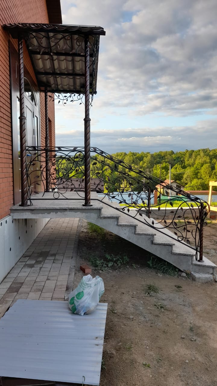 Комплексное оформление крыльца